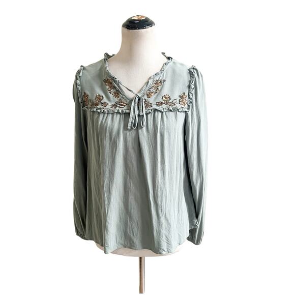 Lauren Conrad Bohemian Long Sleeve Top Size Medium Sage Green Floral Sequins - Picture 1 of 9